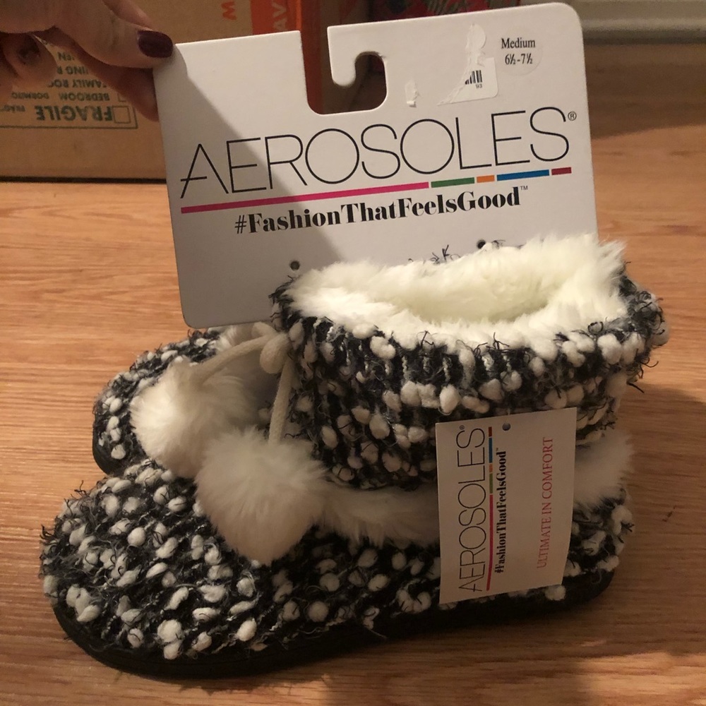 Aerosoles comfy slippers